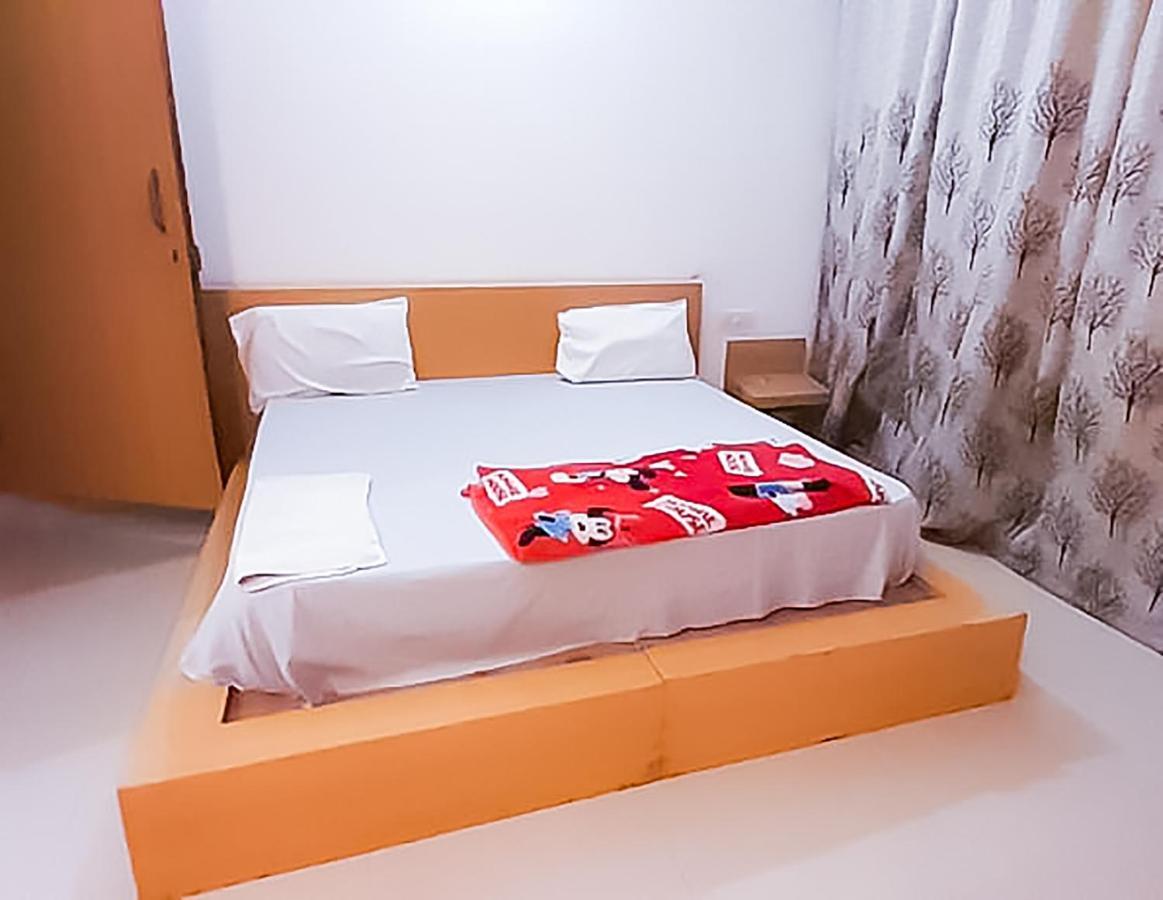 Roomshala 110 Hotel Mulaqaat - Shiv Nadar University Dadri Bagian luar foto