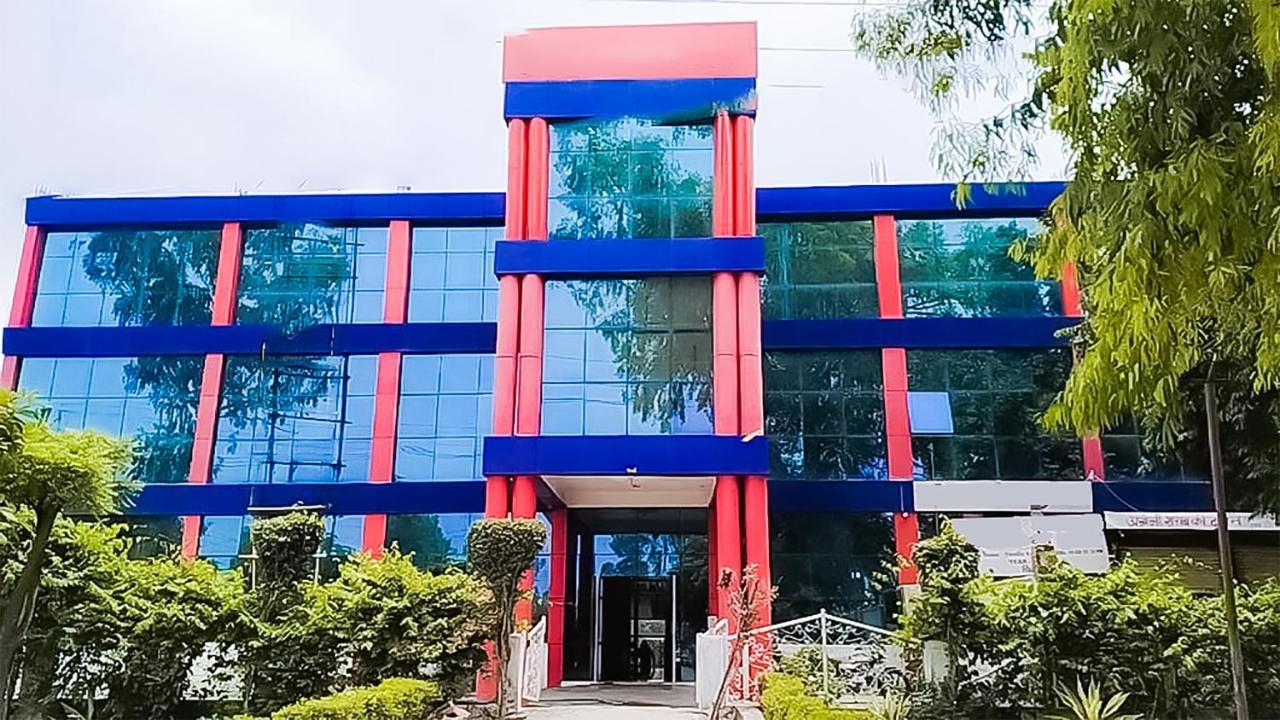 Roomshala 110 Hotel Mulaqaat - Shiv Nadar University Dadri Bagian luar foto